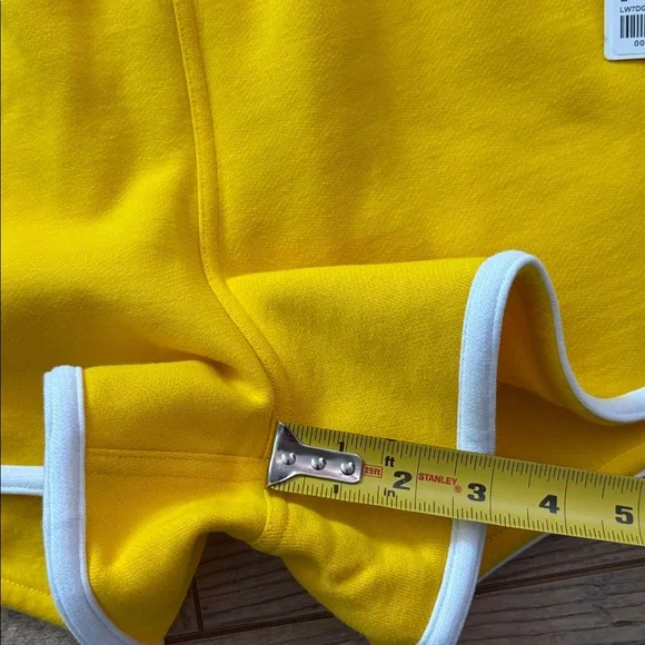 NWT Scuba Mid Rise Oversized Short 3” Trim Women’s Size Large MZYW/WHT - Picture 6 of 9